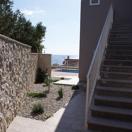 Apartmani Gavran Sevid Exterior photo